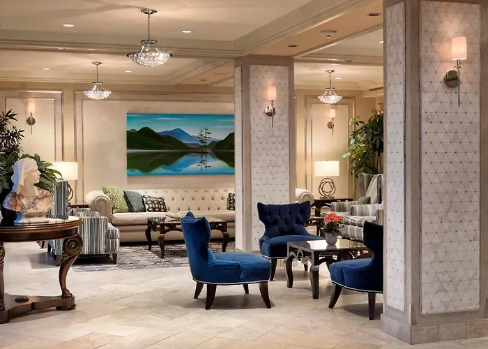 Chateau Victoria Hotel&Suites